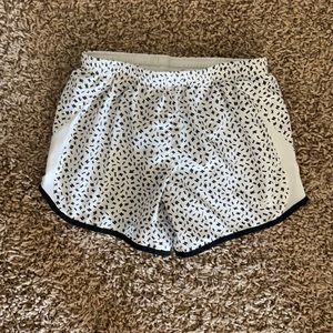 COPY - Girls Nike dry fit running shorts